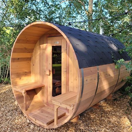 Retro Chic Wellness Met Hottub & Sauna Ewijk المظهر الخارجي الصورة